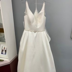 New. Randy Fenoli Wedding Gown Size 12